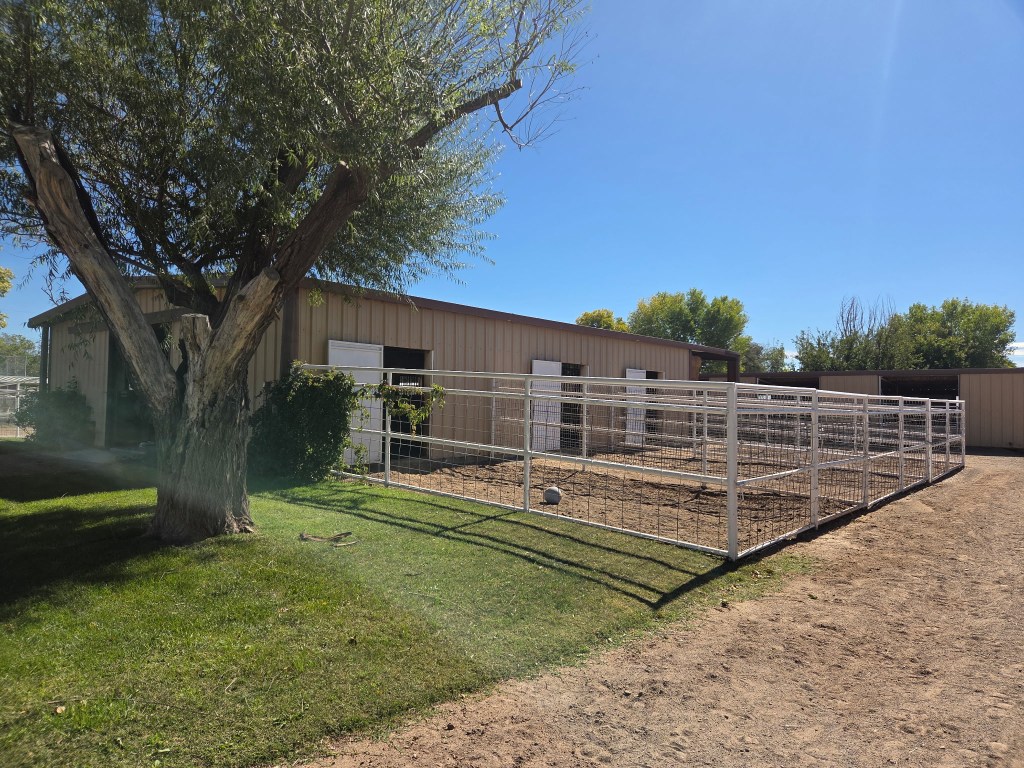 Secondary barn at Top Notch Farms